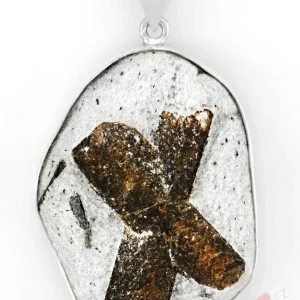 Větší stříbrný přívěsek (Ag 925/1000) se staurolitem QA, cca 45 x 31 mm, "ochranný kříž" (STA5005P)